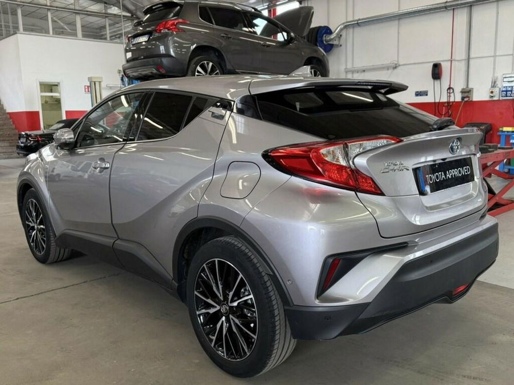 Toyota Toyota C-HR usata a Monza e Brianza (5)