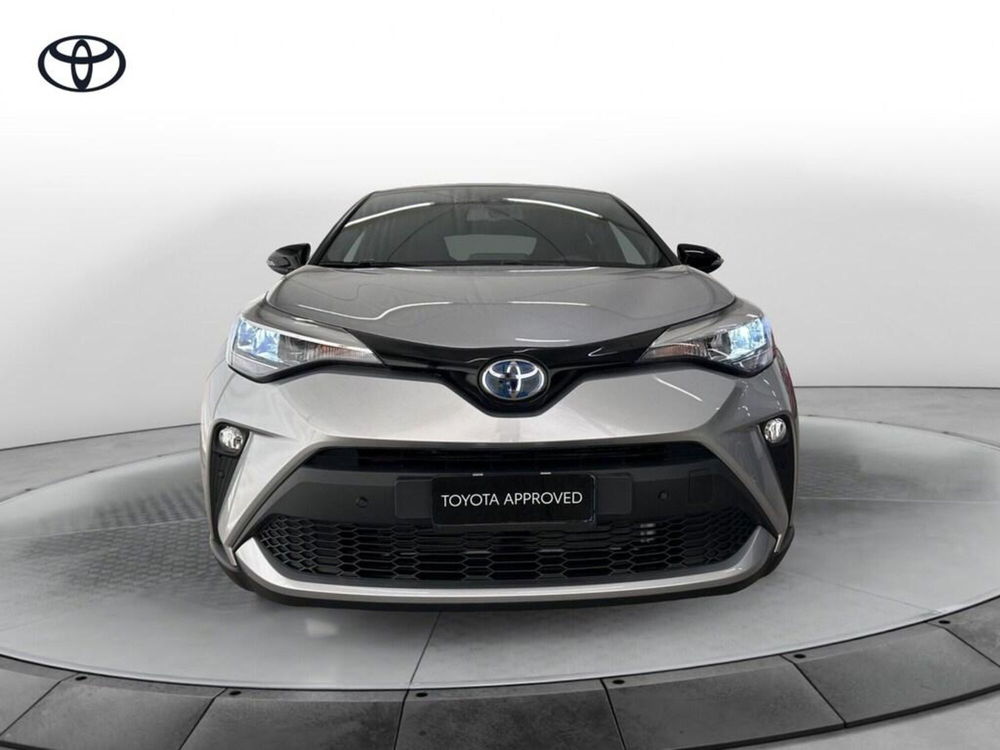 Toyota Toyota C-HR nuova a Monza e Brianza (2)