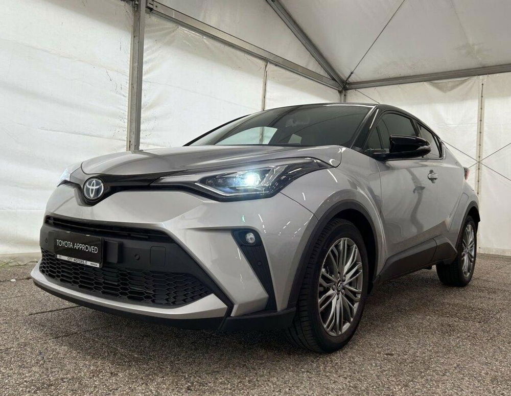 Toyota Toyota C-HR nuova a Monza e Brianza