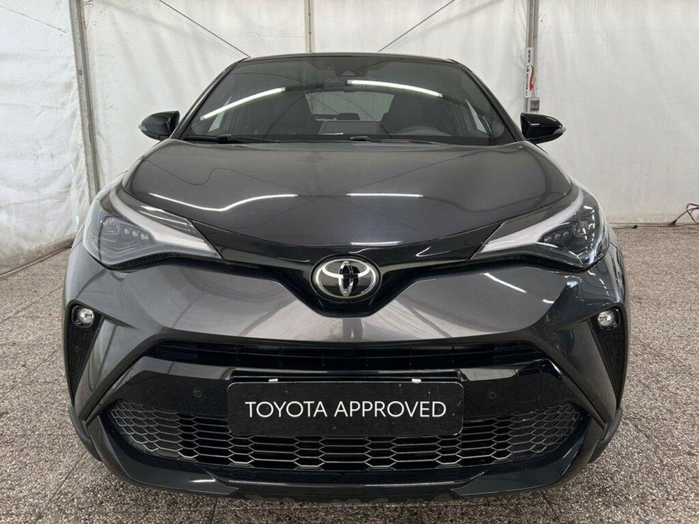 Toyota Toyota C-HR nuova a Monza e Brianza (2)