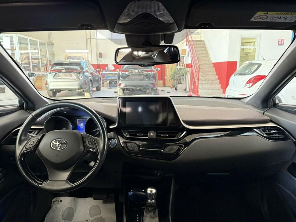 Toyota Toyota C-HR usata a Monza e Brianza (9)