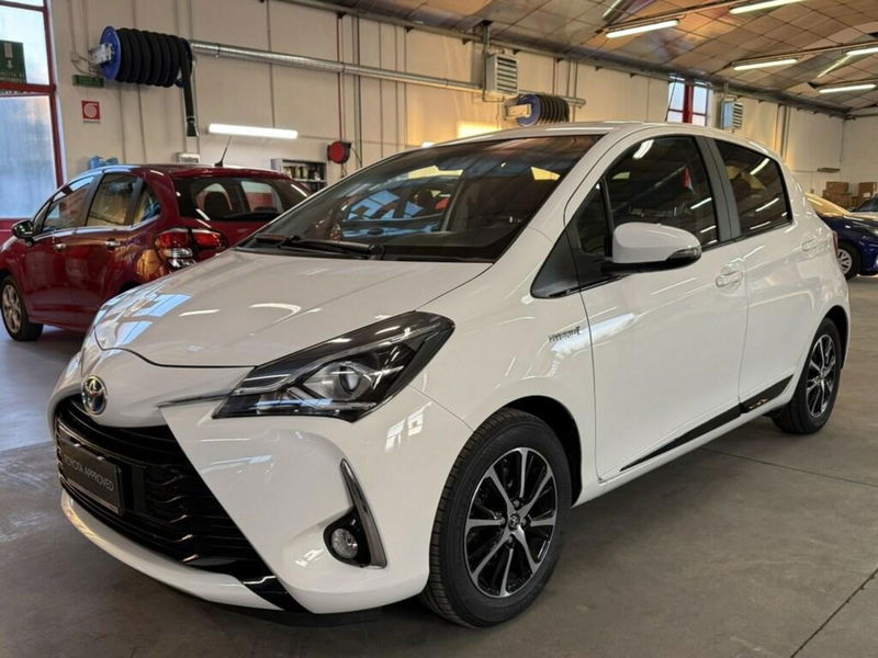 Toyota Yaris Cross 1.5 Hybrid 5p. E-CVT Active del 2020 usata a Monza