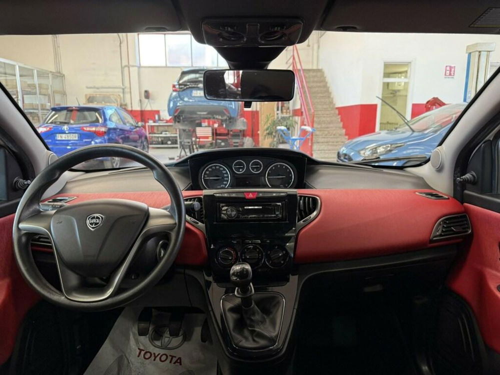 Lancia Ypsilon usata a Monza e Brianza (8)