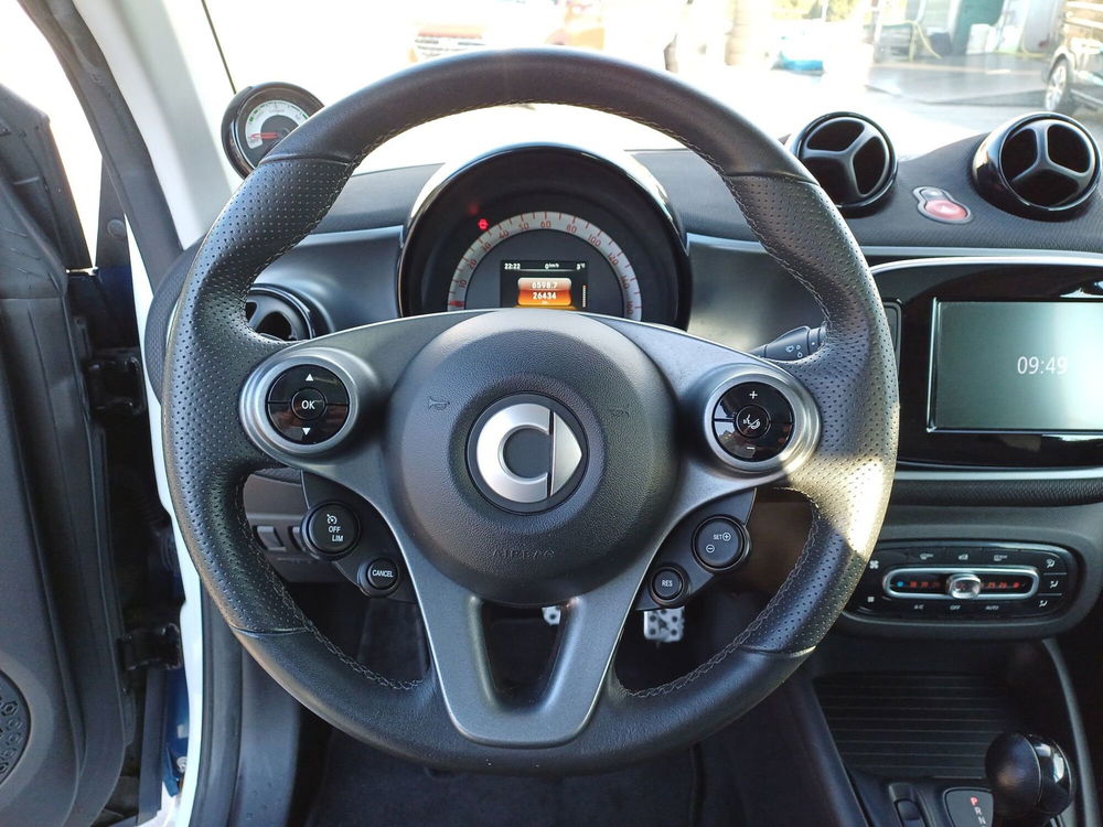 smart Fortwo usata a Genova (15)