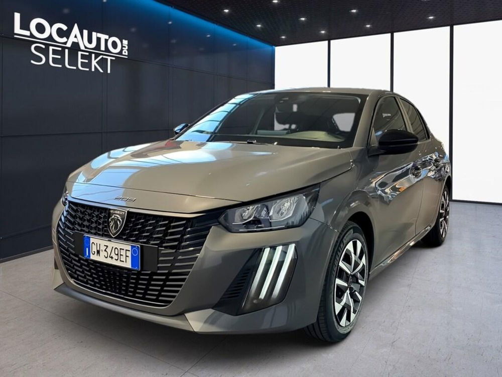 Peugeot 208 nuova a Torino