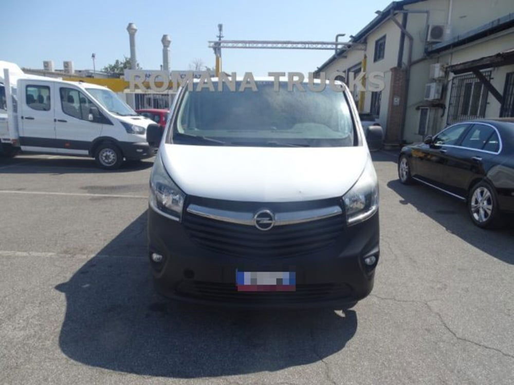 Opel Vivaro Furgone usata a Roma (2)