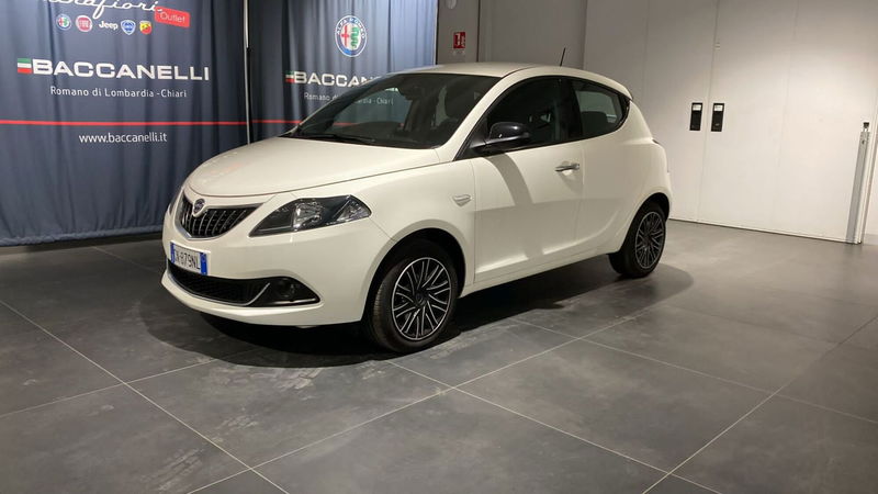 Lancia Ypsilon 1.0 FireFly 5 porte S&amp;S Hybrid Gold Plus del 2023 usata a Romano di Lombardia