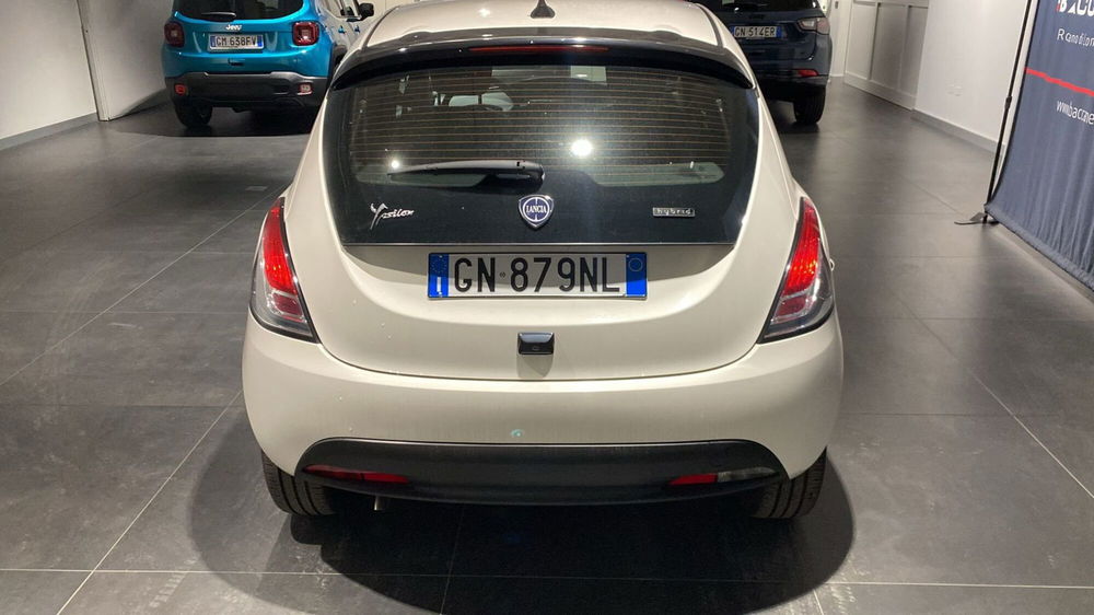 Lancia Ypsilon usata a Bergamo (3)