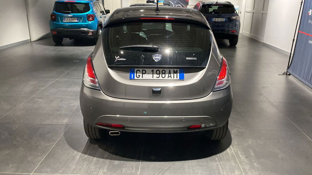 Lancia Ypsilon usata a Bergamo (3)