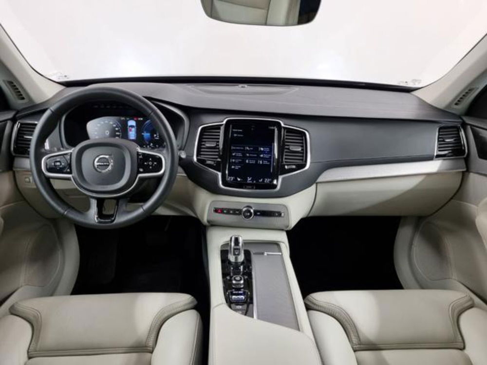 Volvo XC90 usata a Como (7)