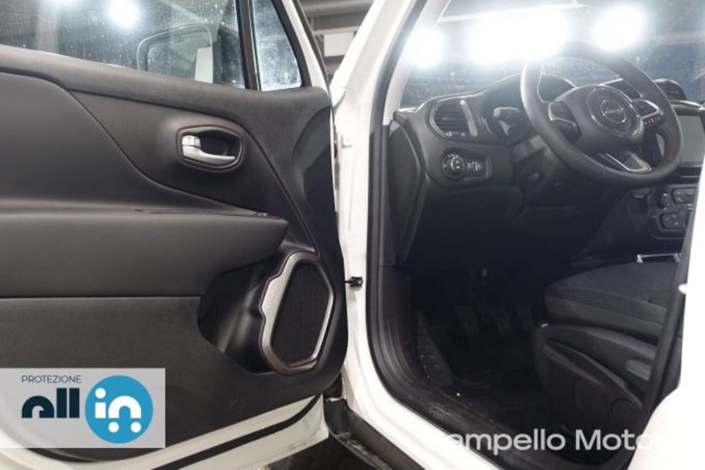 Jeep Renegade nuova a Venezia (15)