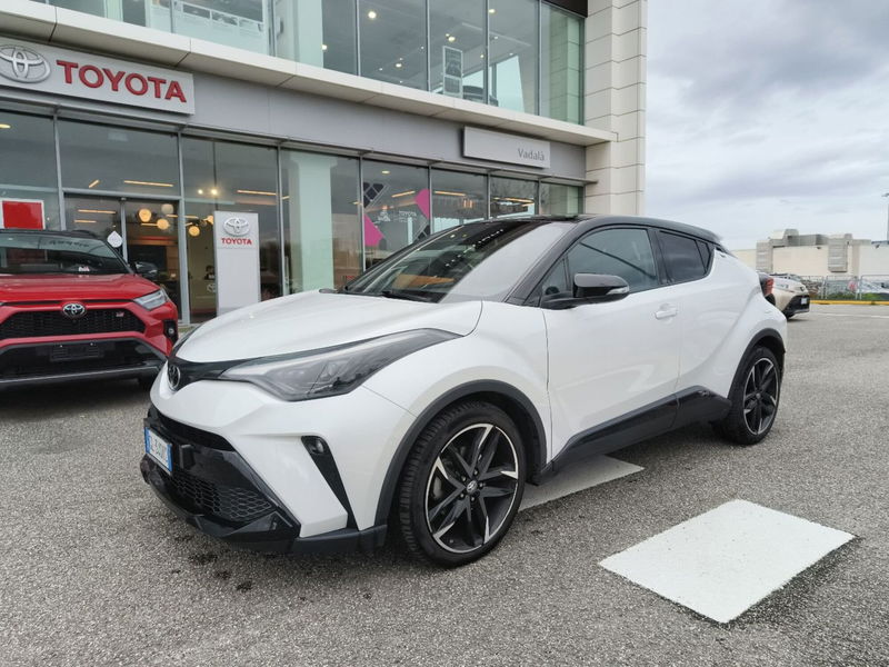 Toyota Toyota C-HR 2.0 Hybrid E-CVT Lounge  del 2022 usata a Reggio Calabria