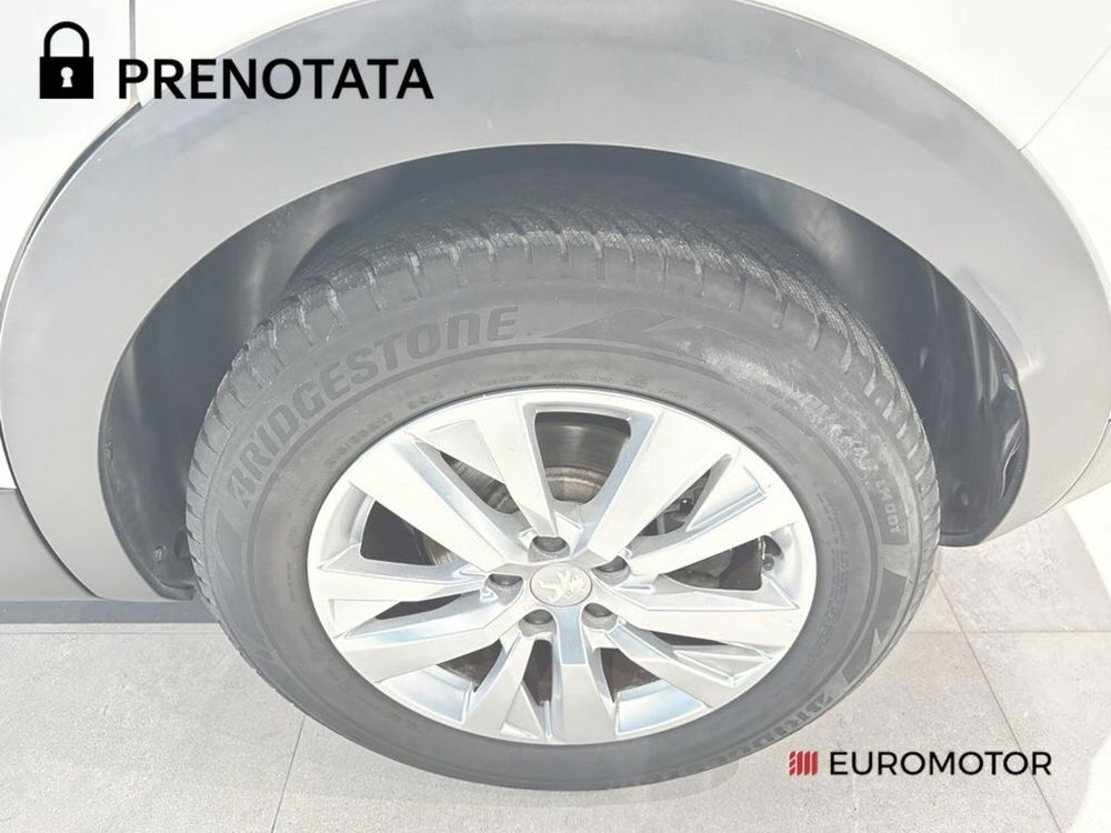 Peugeot 3008 usata a Bari (12)