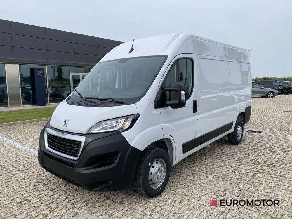 Peugeot Boxer Furgone nuova a Bari