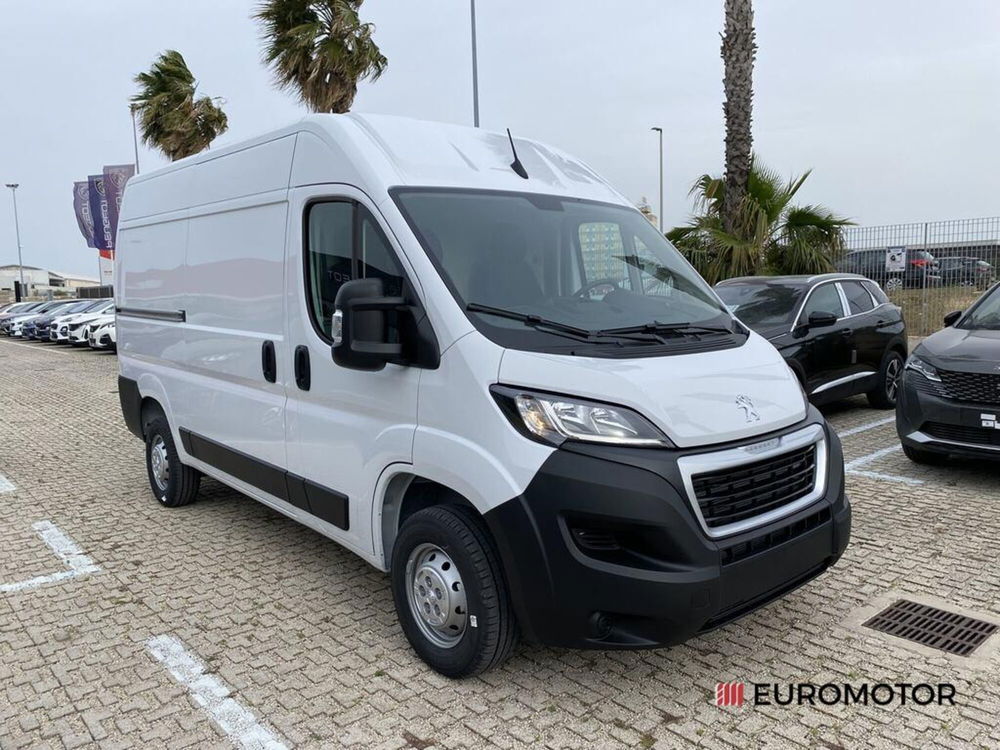 Peugeot Boxer Furgone nuova a Bari (4)