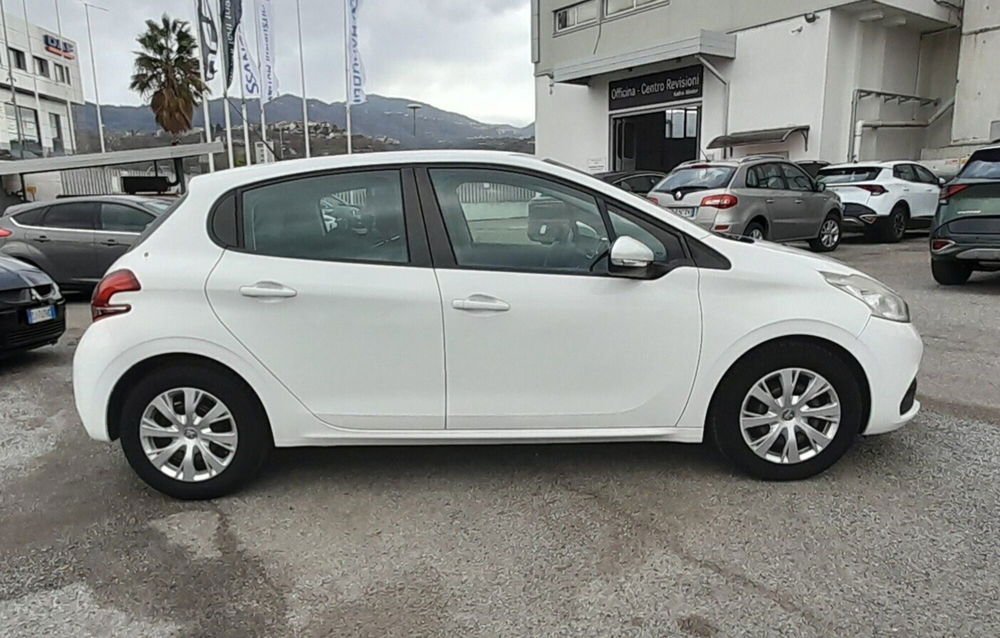 Peugeot 208 usata a Cosenza (4)