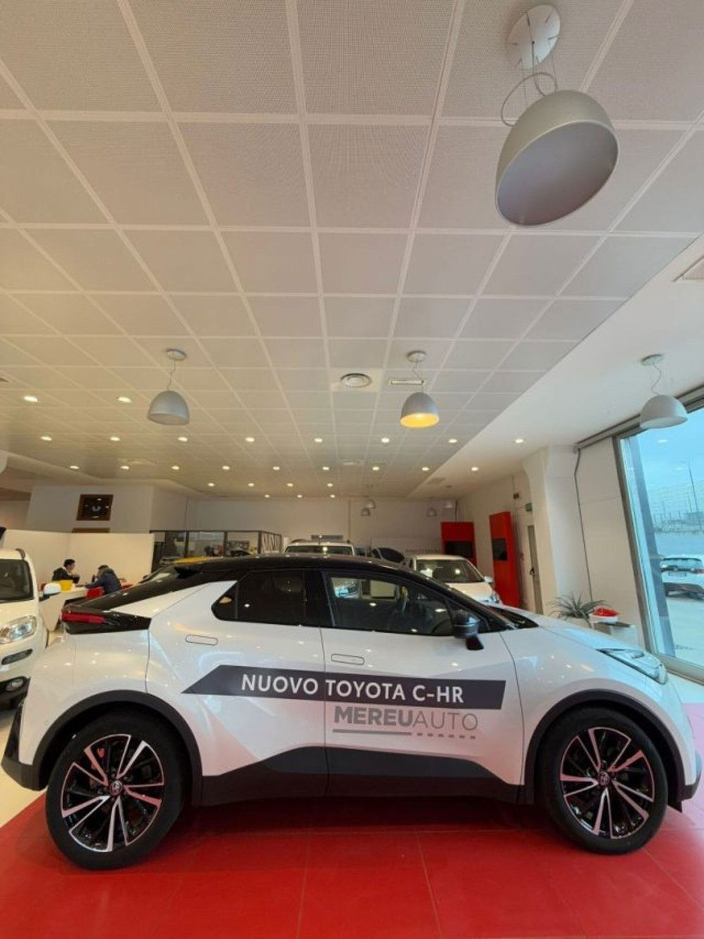 Toyota Toyota C-HR usata a Sassari (4)