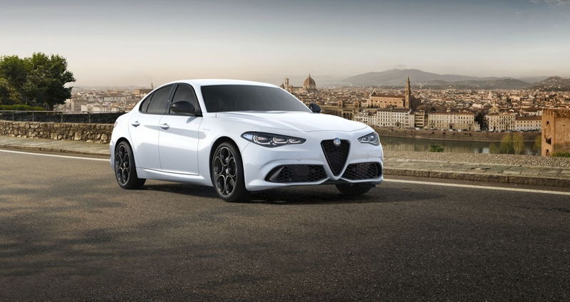 Alfa Romeo Giulia 2.2 Turbodiesel 210 CV AT8 AWD Q4 Veloce  nuova a Torino