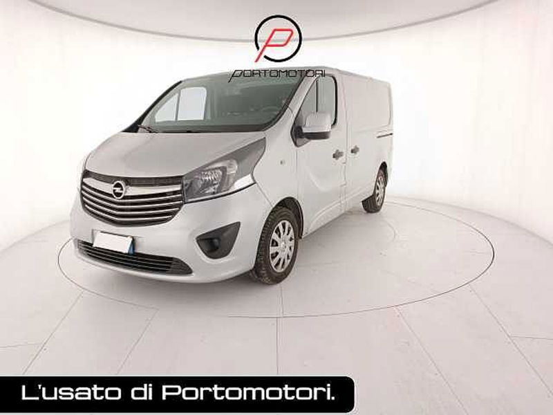 Opel Vivaro Furgone 27 1.6 CDTI 120CV PC-TN Furgone Essentia del 2016 usata a Portogruaro