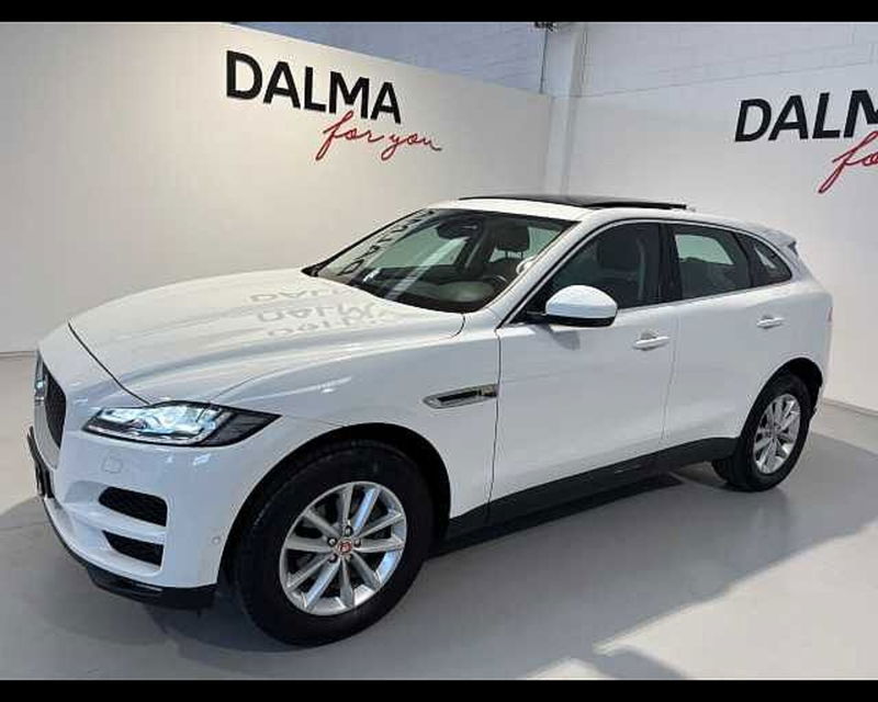 Jaguar F-Pace 2.0 D 240 CV AWD aut. R-Sport  del 2018 usata a Solaro