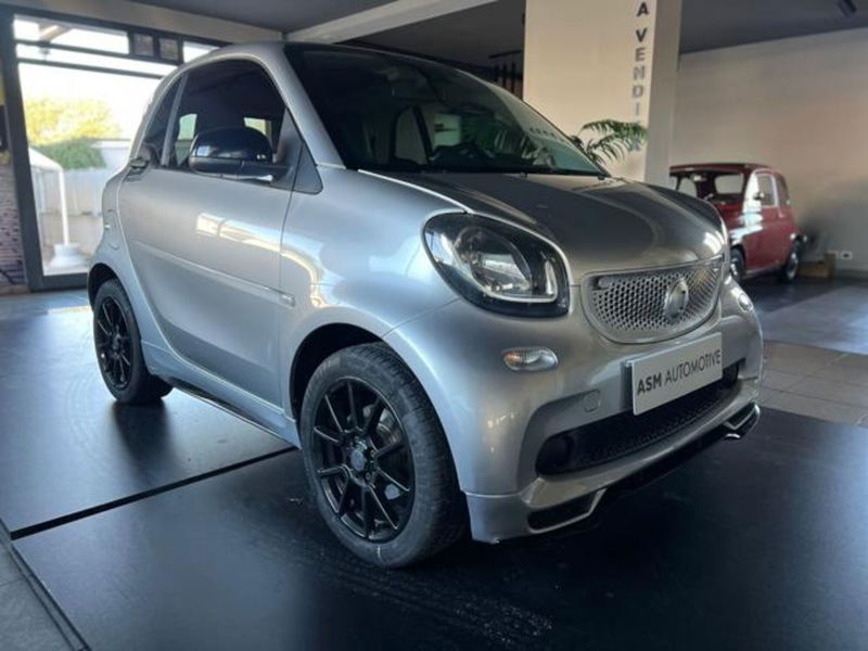 smart Fortwo 70 1.0 twinamic BRABUS Style del 2016 usata a Marigliano