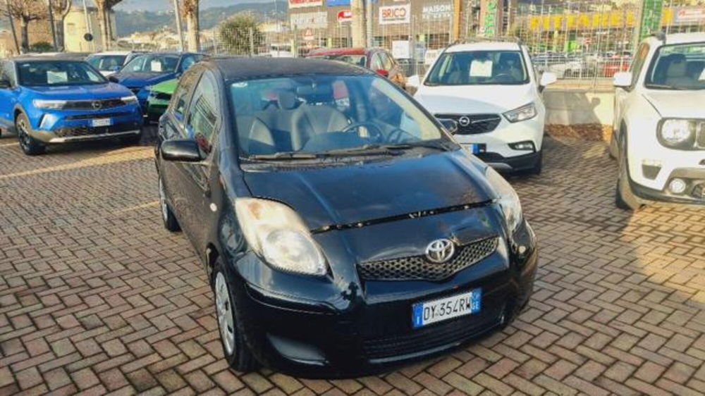 Toyota Yaris usata a Savona (2)