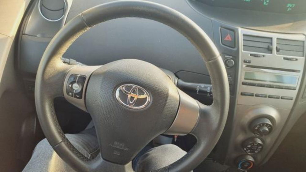 Toyota Yaris usata a Savona (5)