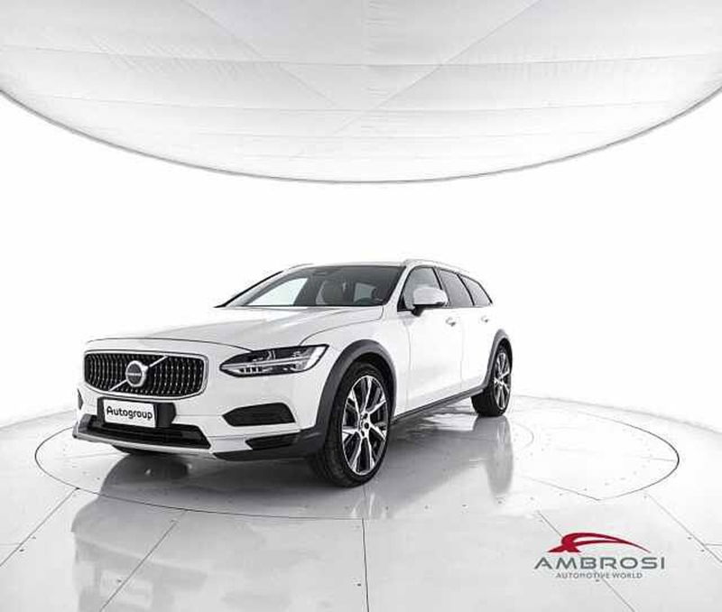 Volvo V90 Cross Country B4 (d) AWD Geartronic Business Pro  del 2021 usata a Viterbo