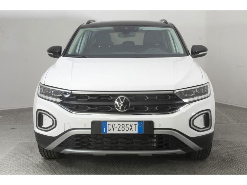 Volkswagen T-Roc nuova a Novara (2)