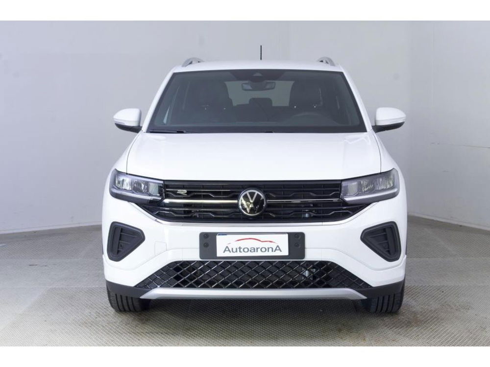 Volkswagen T-Cross nuova a Novara (3)