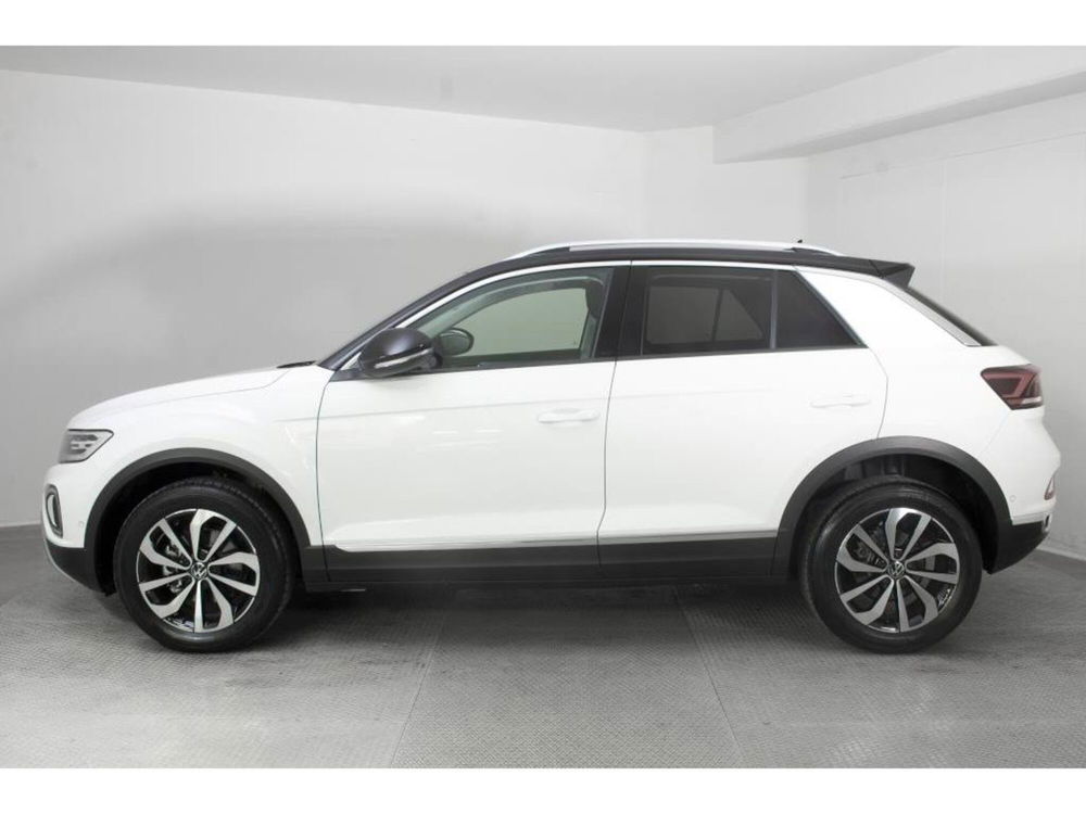 Volkswagen T-Roc nuova a Novara (3)