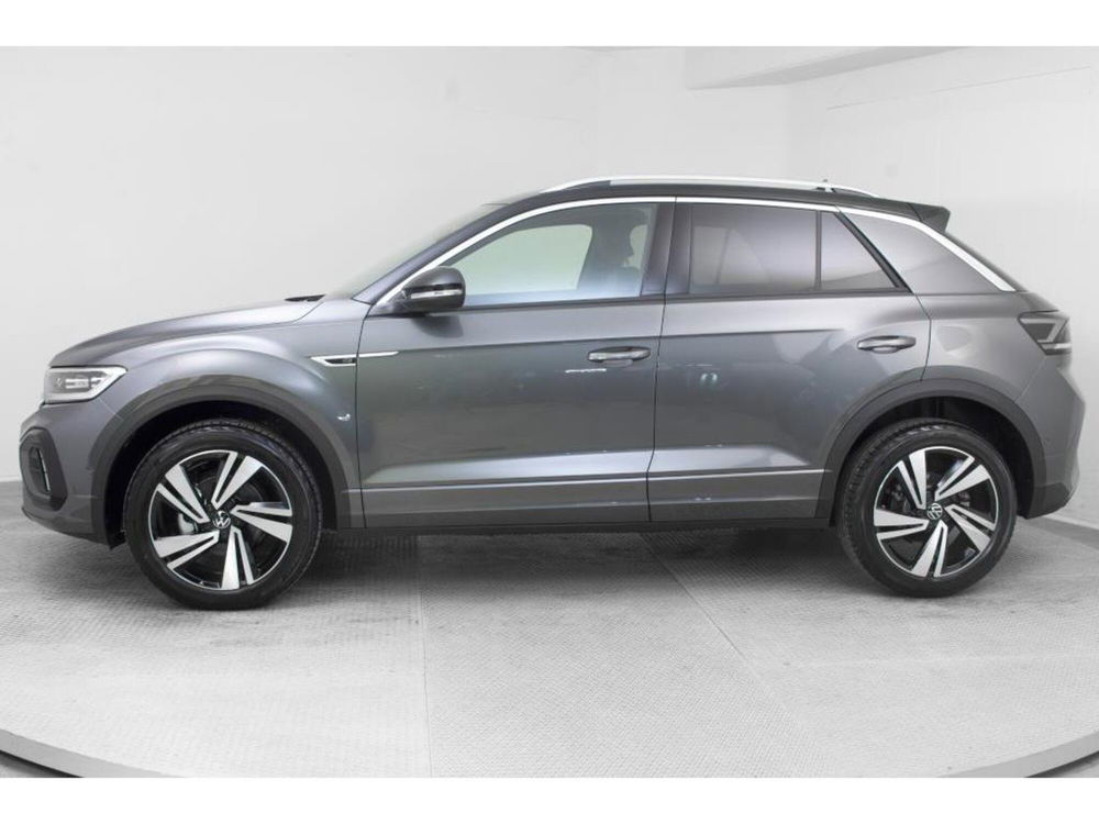 Volkswagen T-Roc nuova a Novara (3)