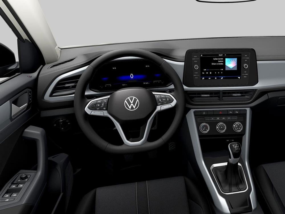 Volkswagen T-Roc nuova a Novara (5)