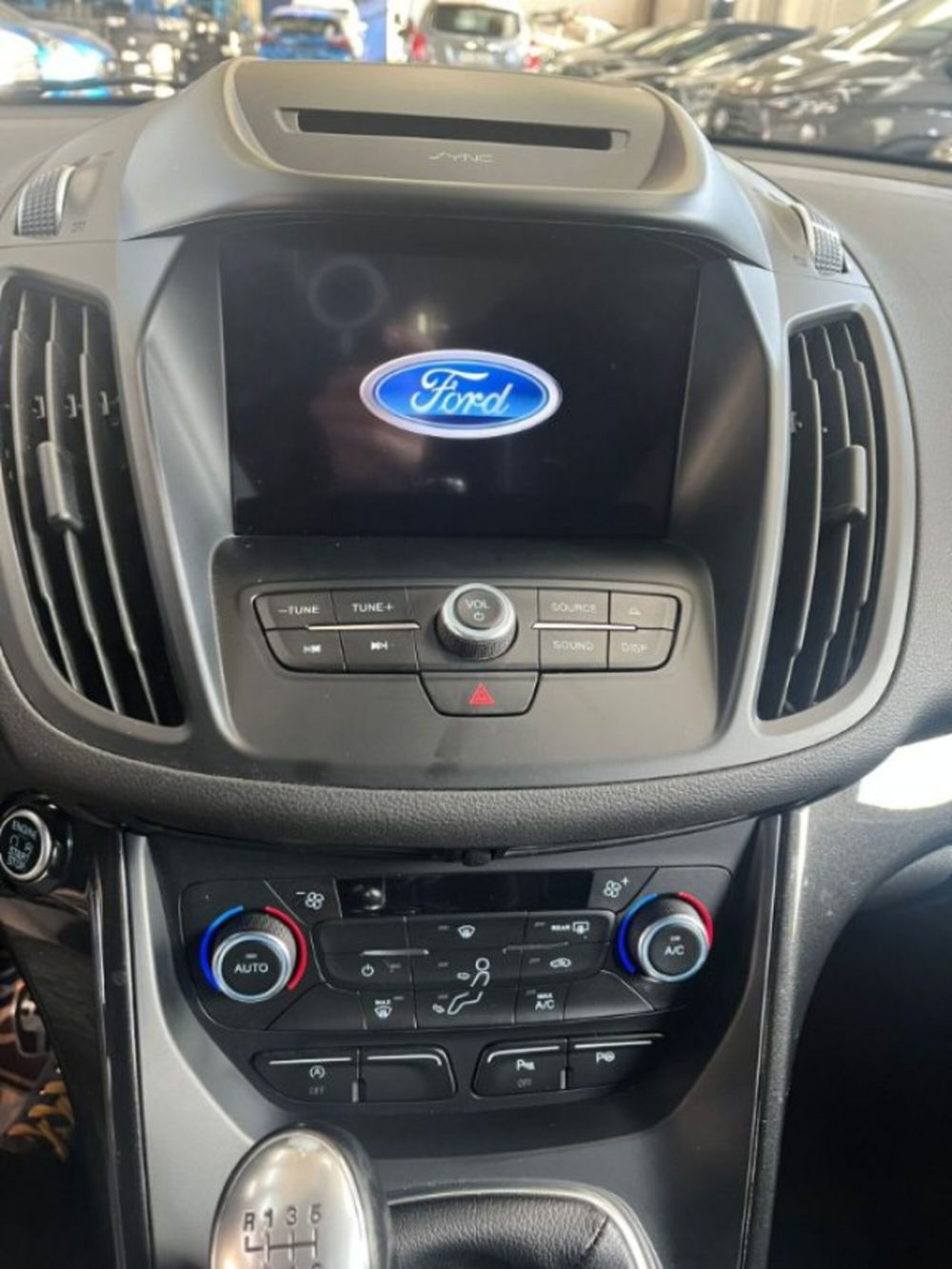 Ford Kuga usata a Lodi (9)