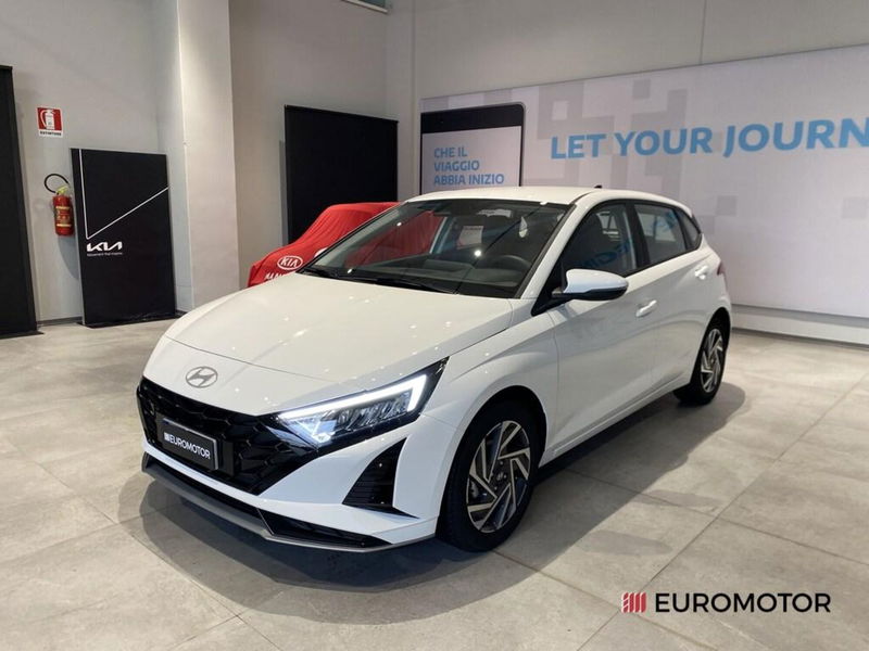 Hyundai i20 1.2 mpi Connectline Led Pack mt del 2023 usata a Modugno