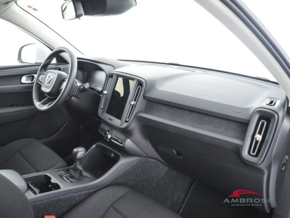 Volvo XC40 usata a Perugia (12)