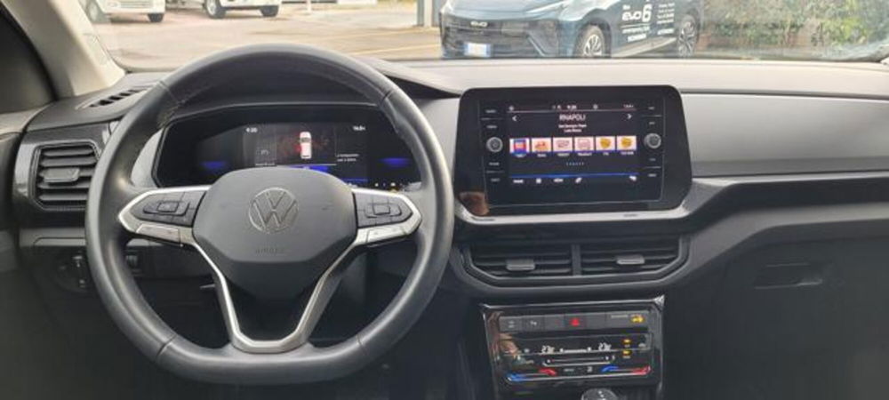 Volkswagen T-Cross usata a Napoli (8)