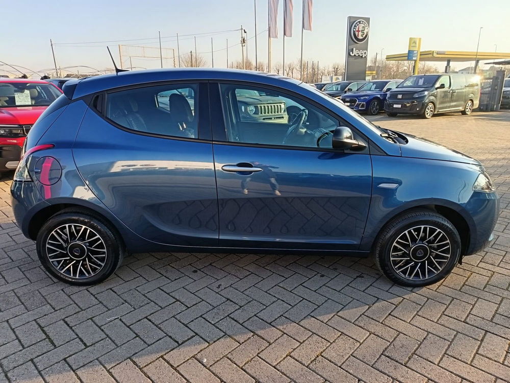 Lancia Ypsilon usata a Alessandria (4)