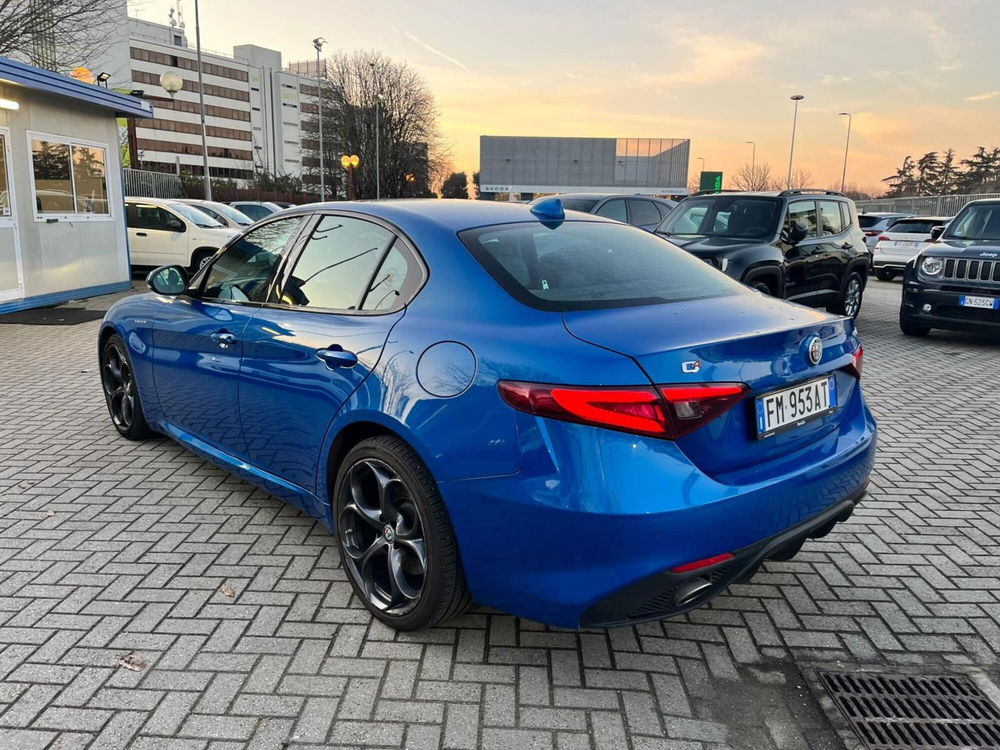 Alfa Romeo Giulia usata a Milano (7)