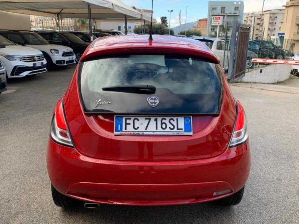 Lancia Ypsilon usata a Trapani (9)