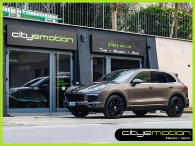 Porsche Cayenne 3.0 Diesel  del 2016 usata a Torino