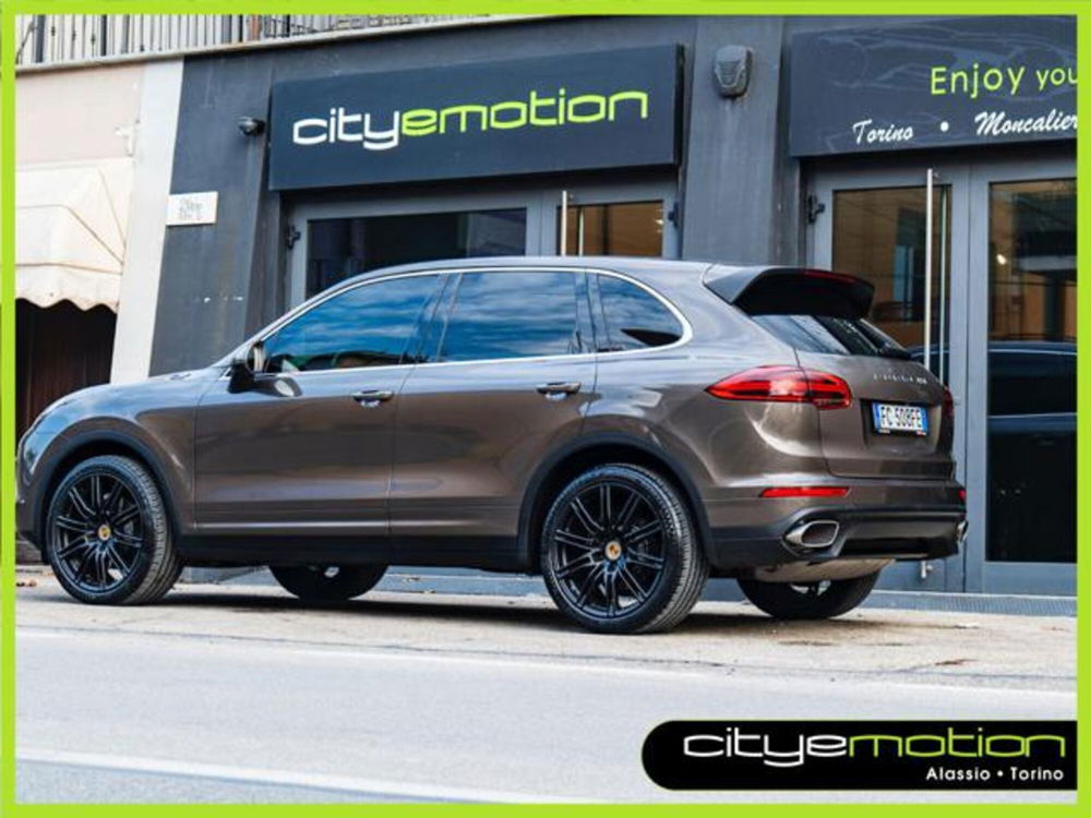 Porsche Cayenne usata a Torino (3)