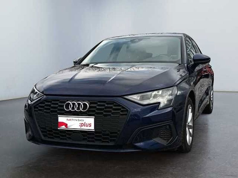 Audi A3 Sportback 30 g-tron S tronic Business del 2022 usata a Lucca