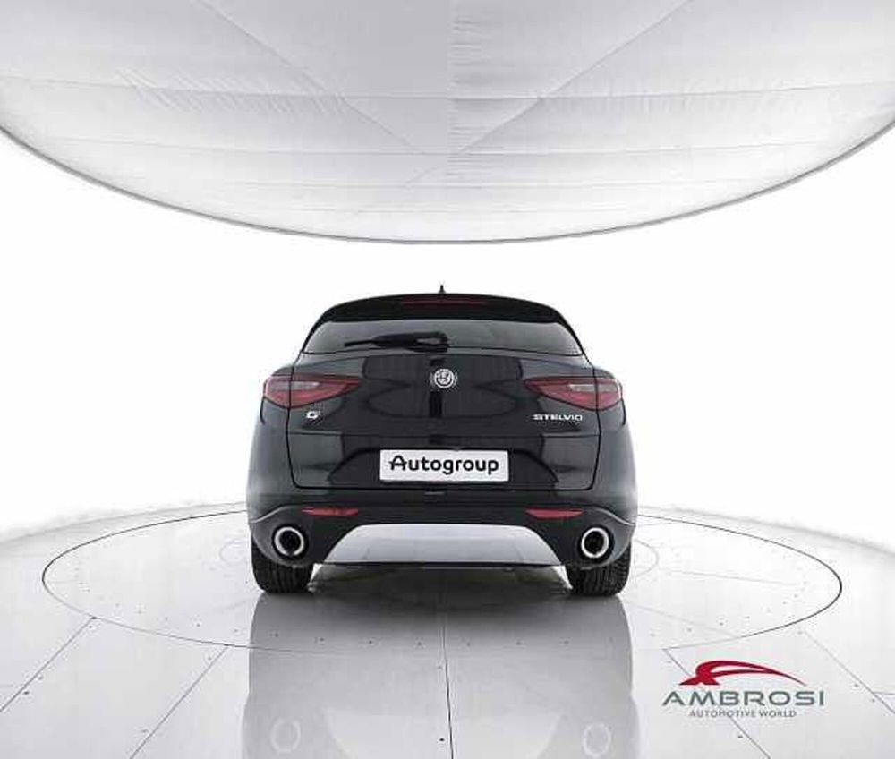 Alfa Romeo Stelvio usata a Perugia (6)