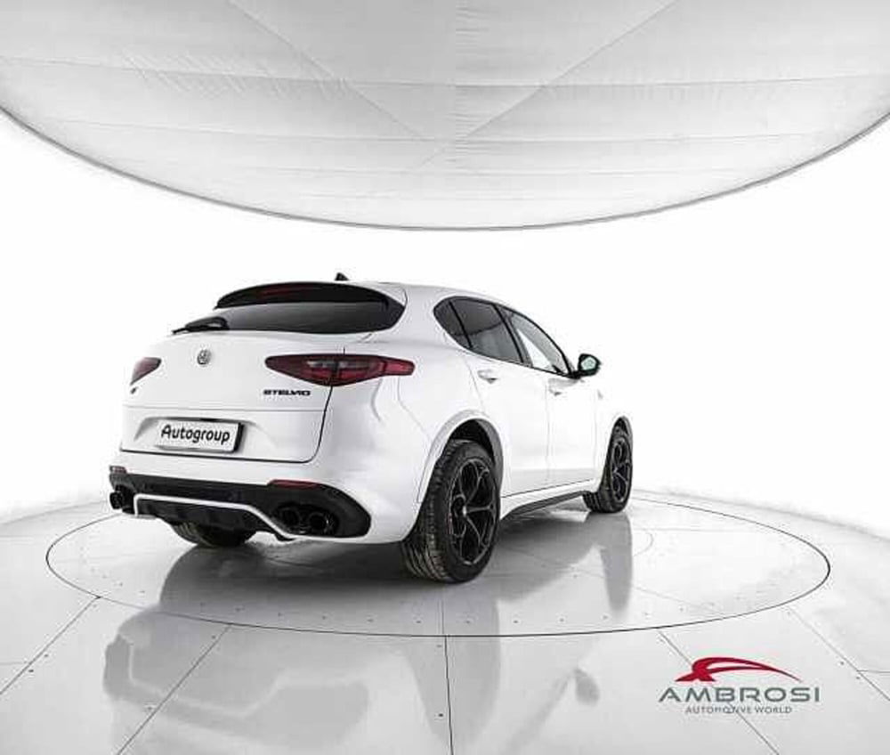 Alfa Romeo Stelvio usata a Perugia (3)