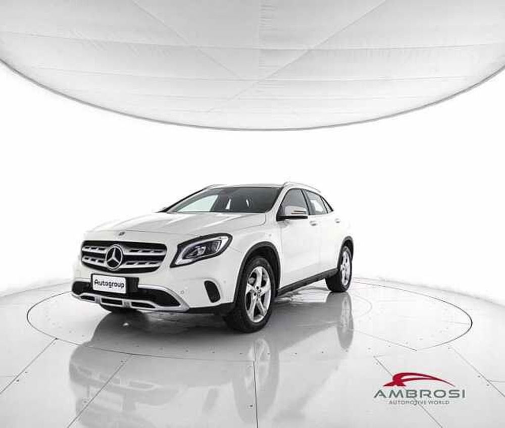 Mercedes-Benz GLA SUV usata a Viterbo