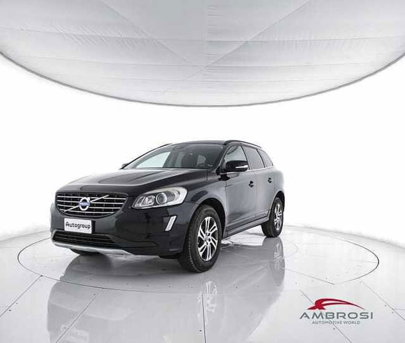 Volvo XC60 D4 Summum  del 2015 usata a Viterbo