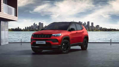 Jeep Compass 1.6 mjt Night Eagle 2wd 130cv nuova a Biella