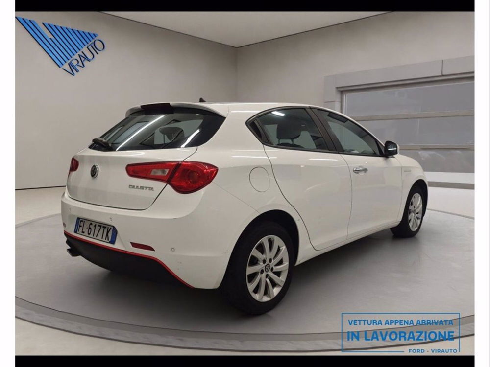 Alfa Romeo Giulietta usata a Catania (9)