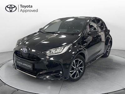 Toyota Yaris 1.5 Hybrid 5 porte Lounge del 2021 usata a Prato